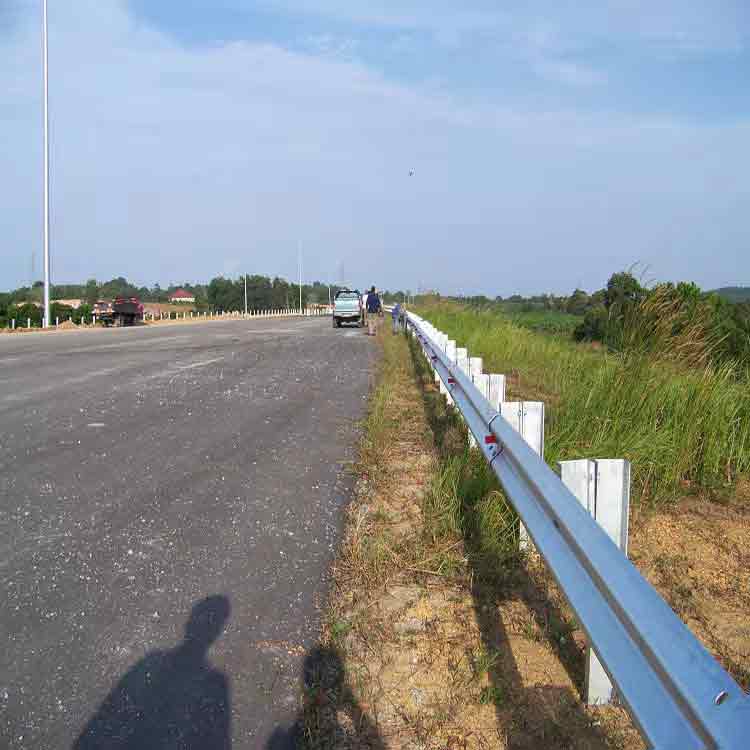 Highway Guard rail w beam 