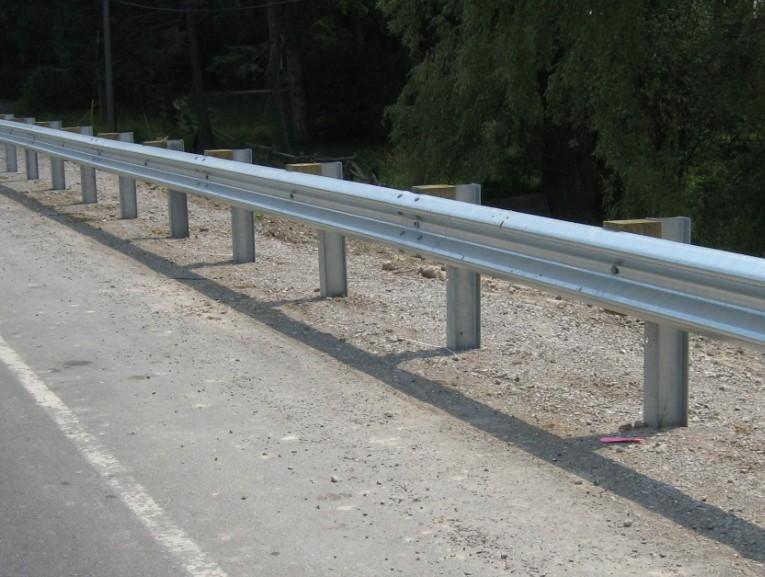 Can high speed guardrail board rust?